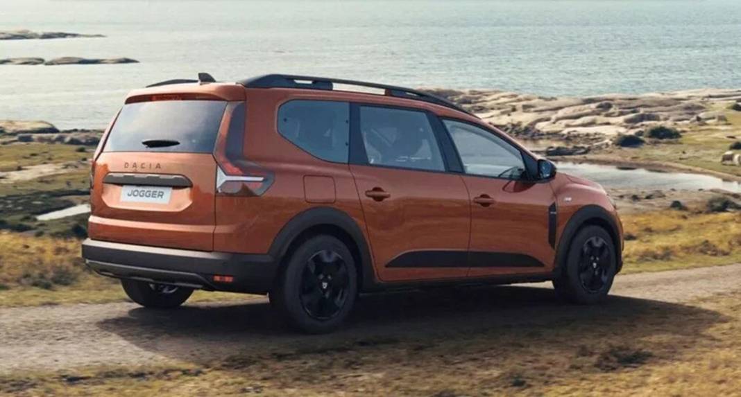 Otomobil satın almak hayal oldu, 450 bin TL'nin altında sıfır araç kalmadı! İşte 2023 en ucuz araba fiyatları 18